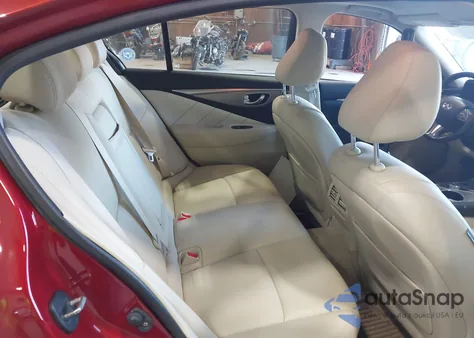 2014 Infiniti Q50 Premium z USA, uszkodzony, nr VIN JN1BV7AR2EM692944